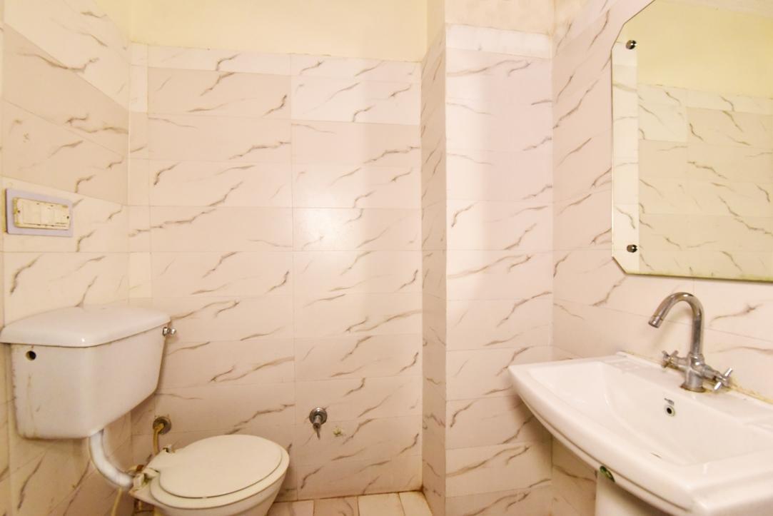 Hotel B-Comfort Амритсар Экстерьер фото