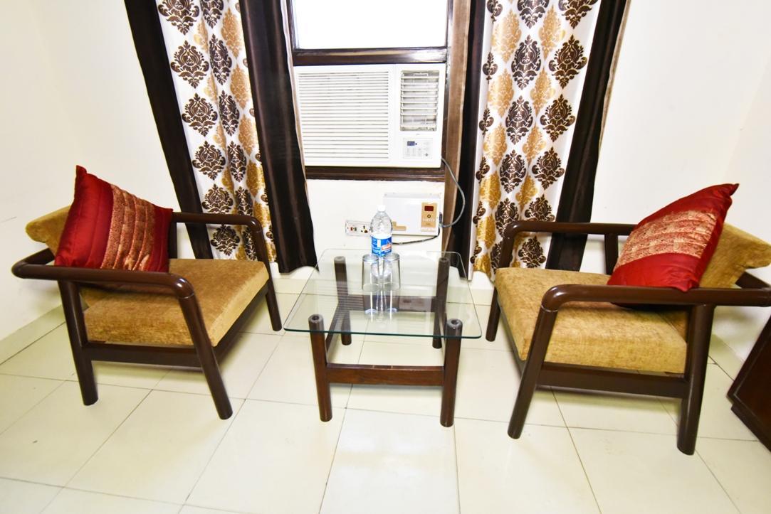 Hotel B-Comfort Амритсар Экстерьер фото
