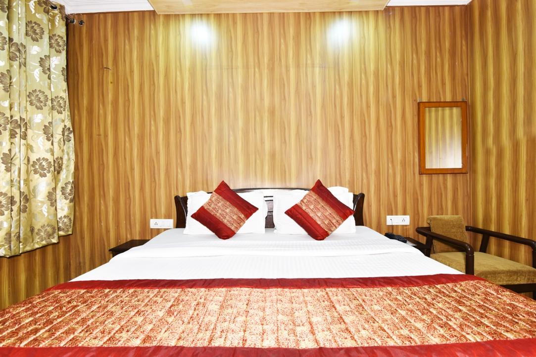 Hotel B-Comfort Амритсар Экстерьер фото